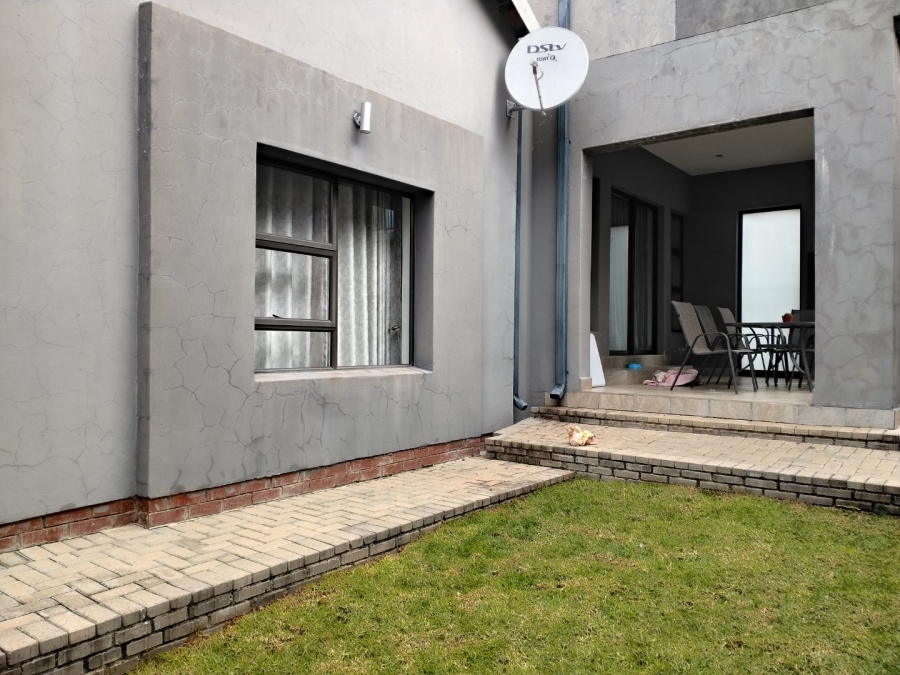 3 Bedroom Property for Sale in Wild Olive Estate Free State